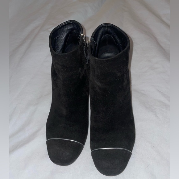 Chanel booties - Picture 4 of 8